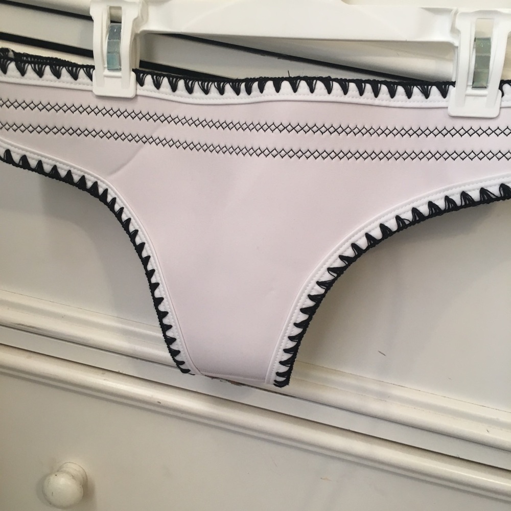 Bikini bottoms